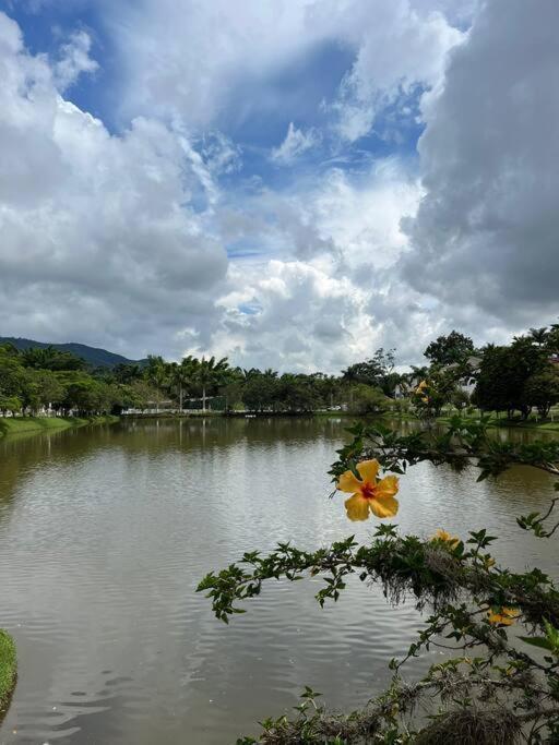 Casa Com Piscina Em Condominio Fechado Águas de Lindóia Exteriér fotografie