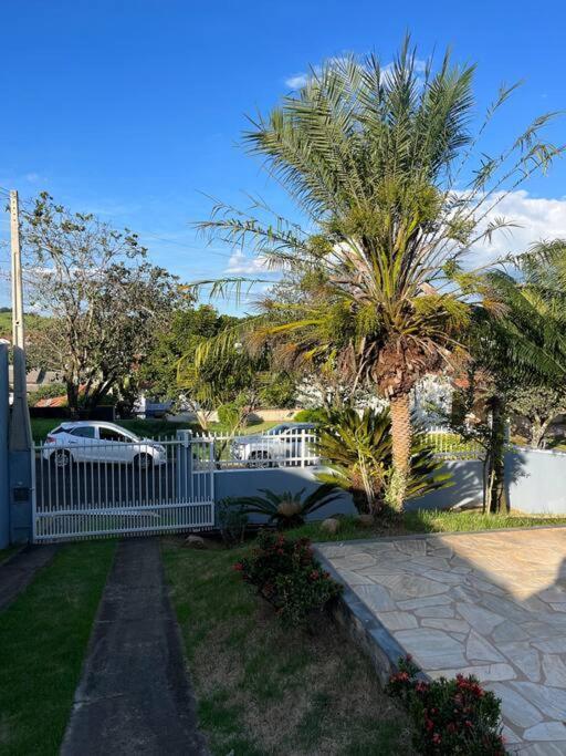 Casa Com Piscina Em Condominio Fechado Águas de Lindóia Exteriér fotografie